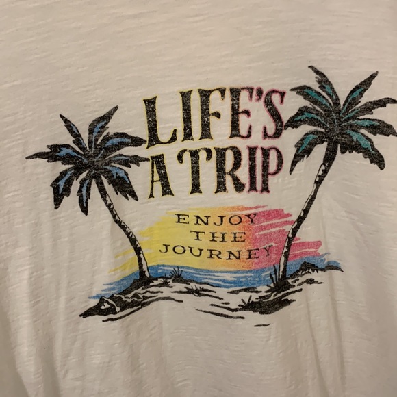 “Life’s a Trip Enjoy the Journey” Off-White Beach Shirt - Picture 3 of 4